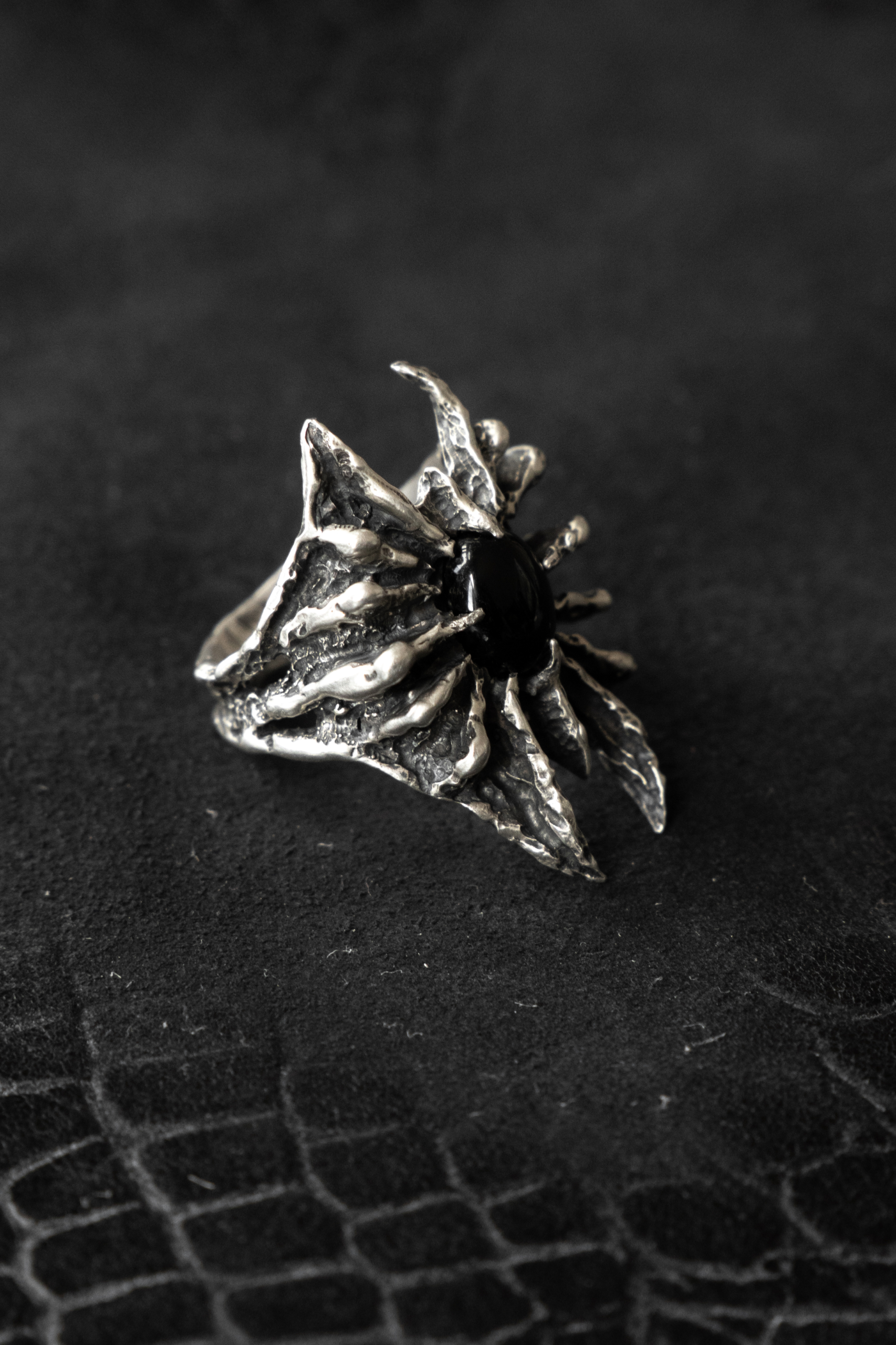 Black Widow Ring - Image 3