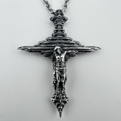 THE CRUCIFIXION NECKLACE